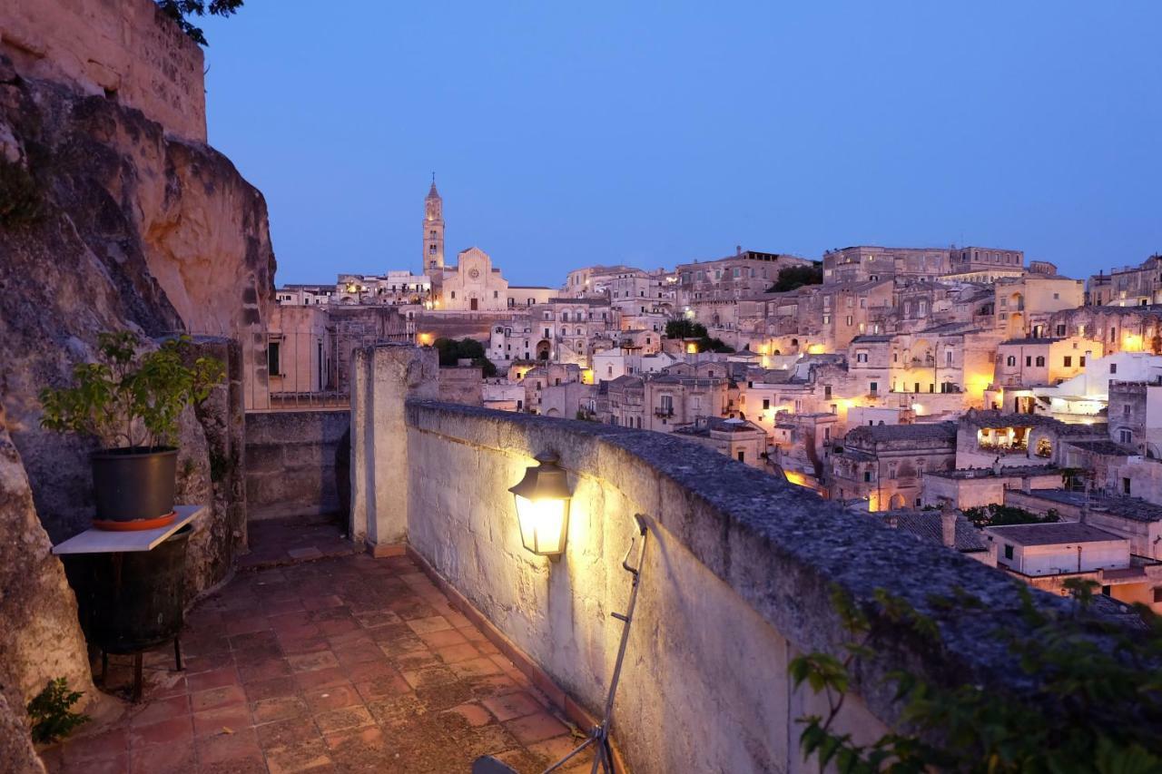 L' Abbraccio Dei Sassi Hotel มาเตรา ภายนอก รูปภาพ