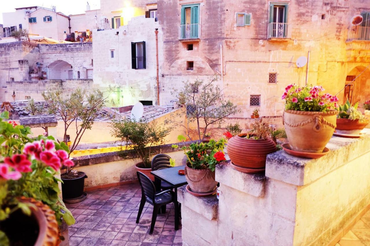 L' Abbraccio Dei Sassi Hotel มาเตรา ภายนอก รูปภาพ